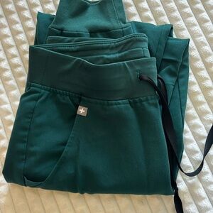 Figs forest  green Zamora joggers